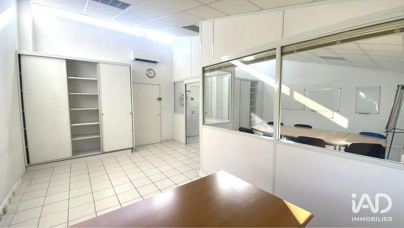 Bureau - 57 m²