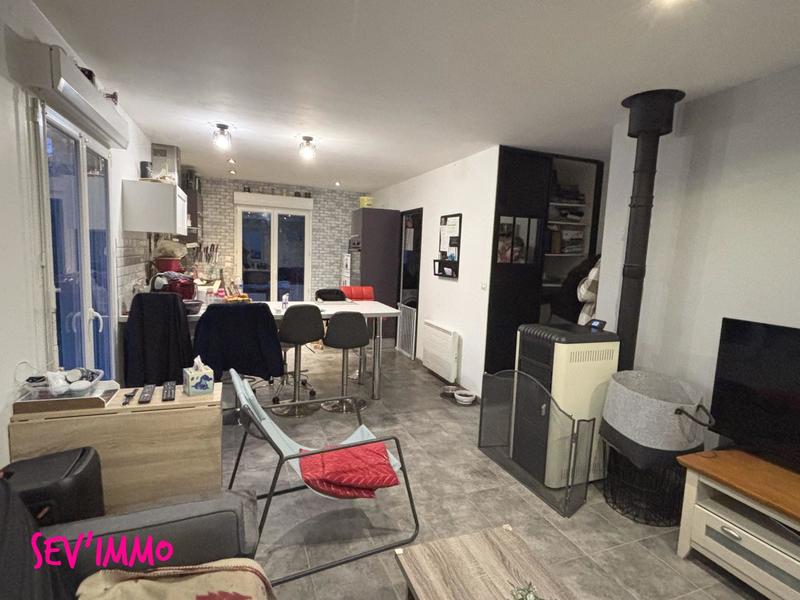 Maison - 80 m² - 4 pièces