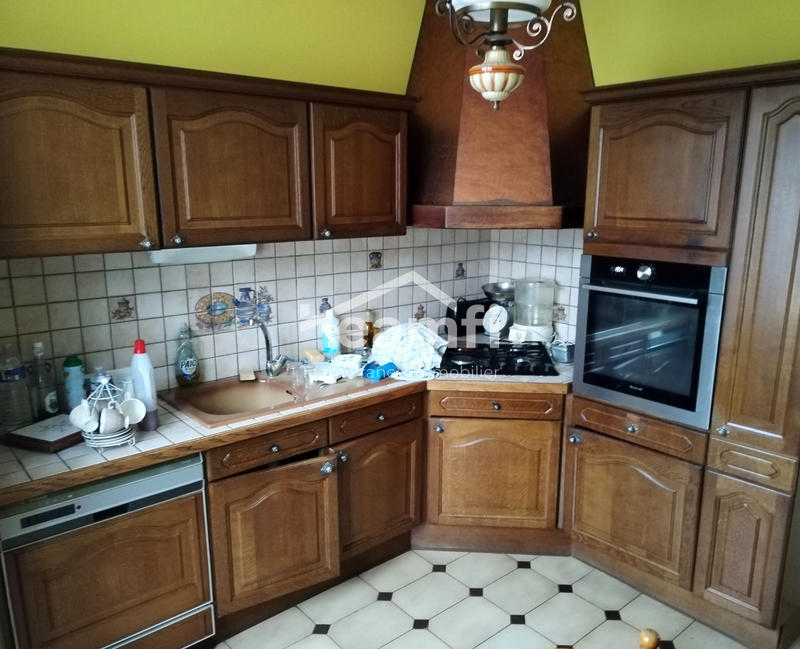 Maison - 100 m² - 5 pièces