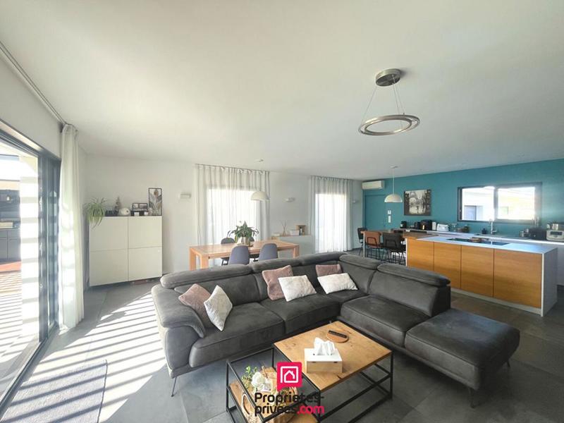 Maison - 153 m² - 5 pièces