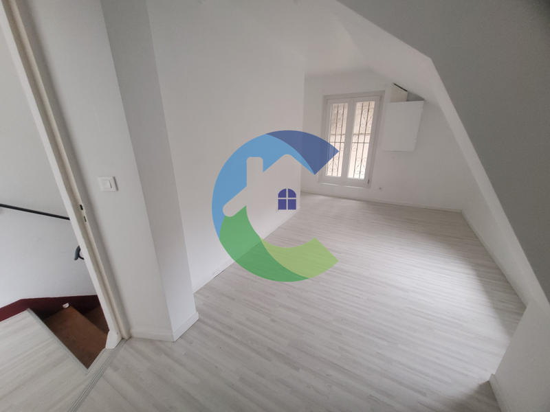 Maison - 111 m² - 5 pièces