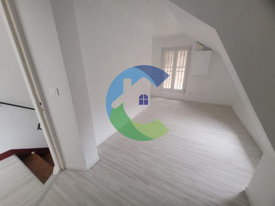 Maison - 111 m² - 5 pièces