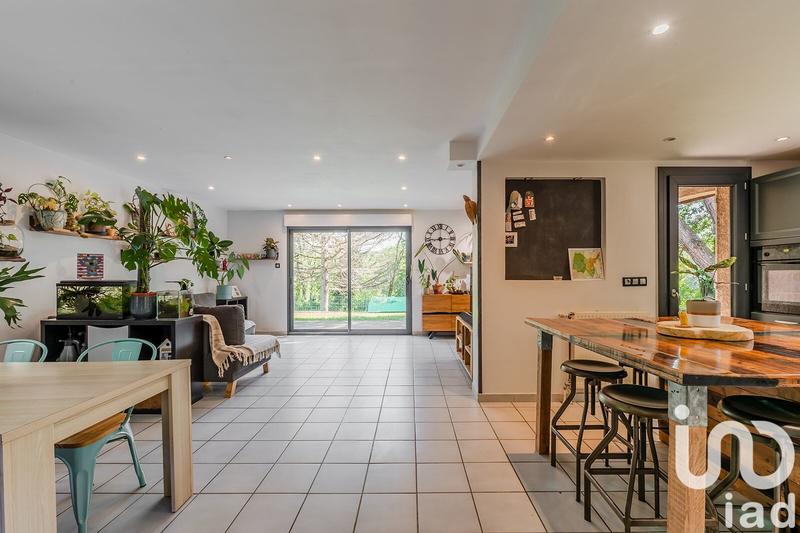 Maison - 141 m² - 6 pièces