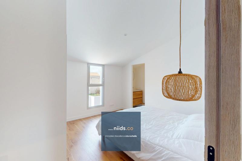 Maison - 189 m² - 5 pièces