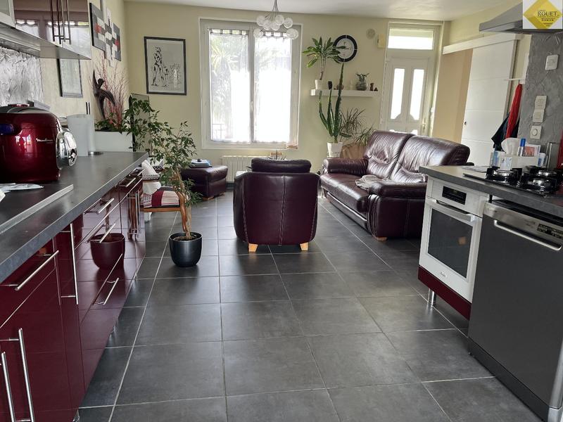 Maison - 112 m² - 6 pièces