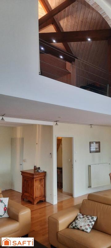 Appartement - 155 m² - 5 pièces