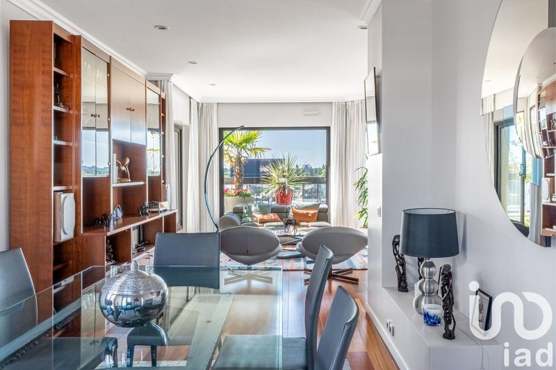 Duplex - 239 m² - 7 pièces