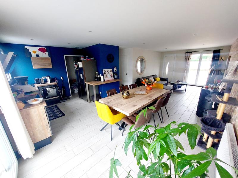 Maison - 85 m² - 4 pièces