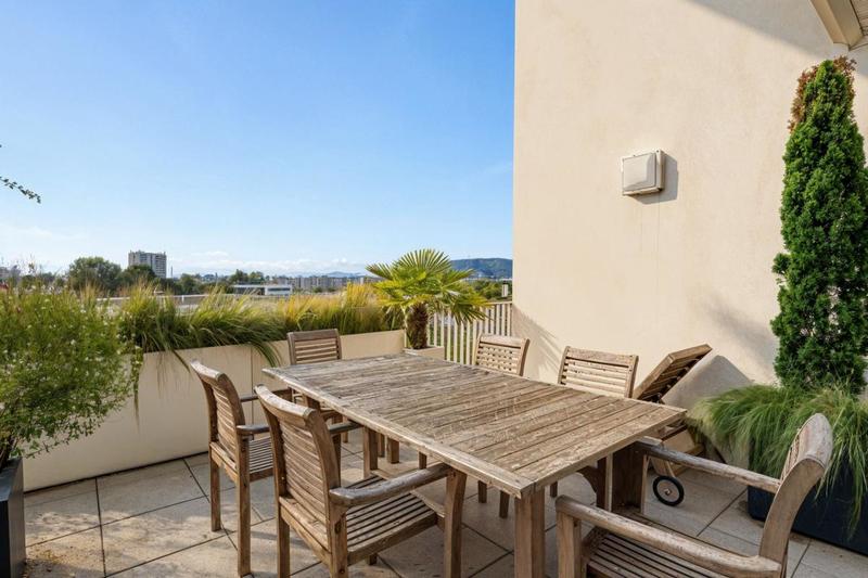 Duplex - 103 m² - 5 pièces