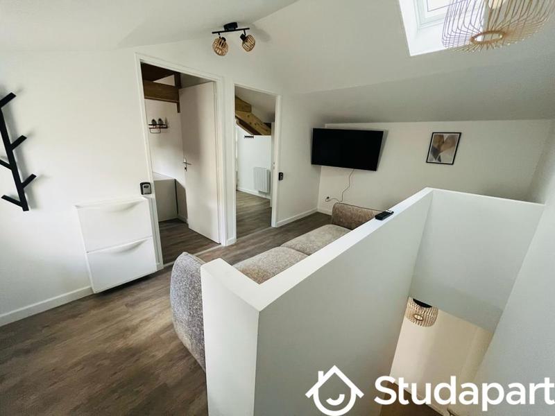 Chambre - 50 m² - 1 pièce