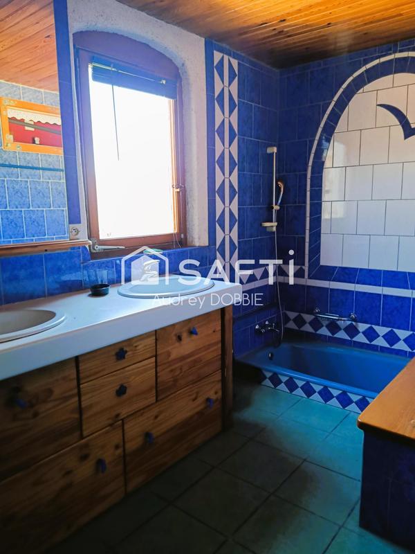 Maison - 136 m² - 6 pièces