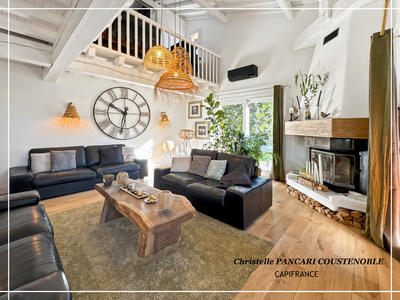 Maison - 204 m² - 6 pièces