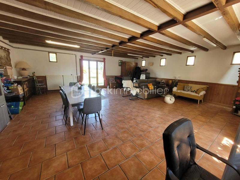 Longère - 340 m² - 10 pièces