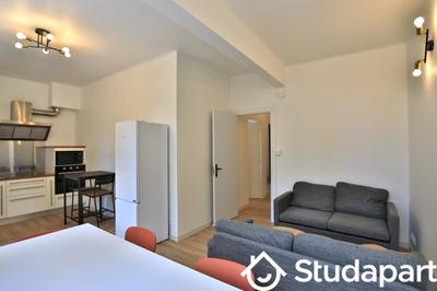 Chambre - 13 m² - 1 pièce