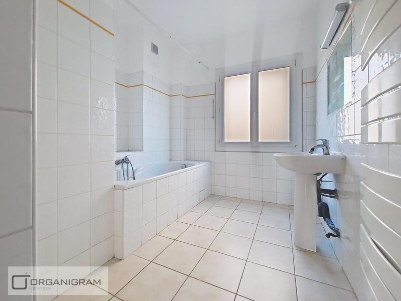 Appartement - 98 m² - 4 pièces