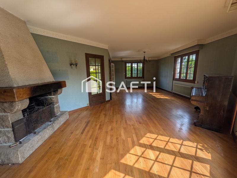 Maison - 250 m² - 9 pièces