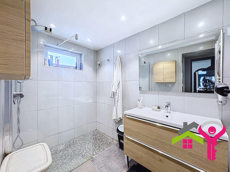 Maison - 125 m² - 6 pièces