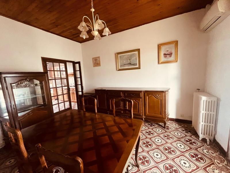 Maison - 96 m² - 7 pièces