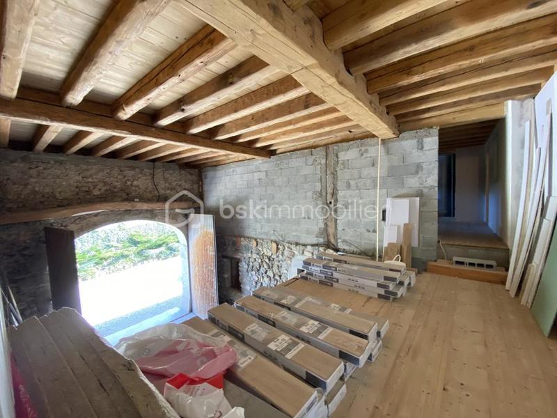 Propriété - 450 m² - 10 pièces