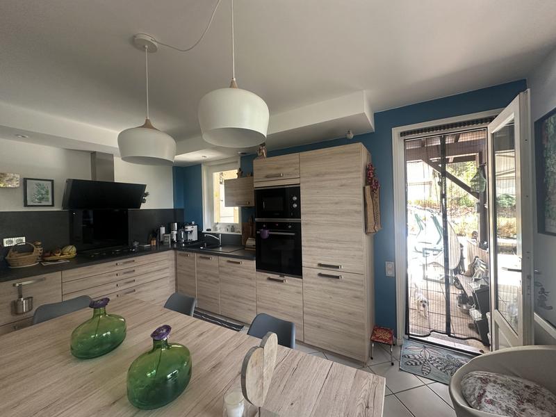 Villa - 172 m² - 8 pièces