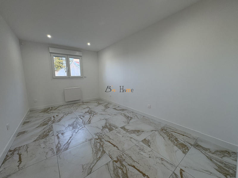 Maison - 88 m² - 6 pièces