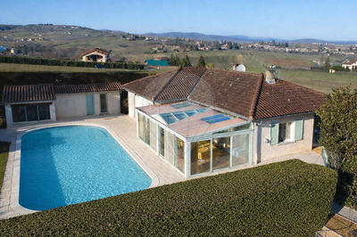 Propriété - 250 m² - 9 pièces