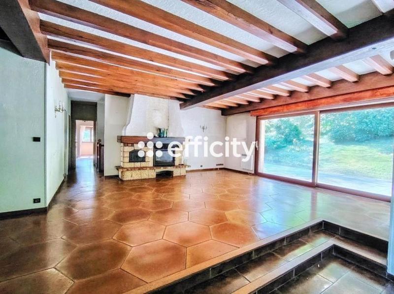 Maison - 262 m² - 10 pièces