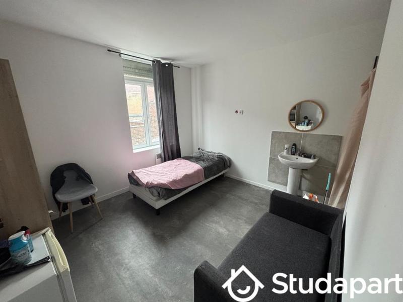 Chambre - 11 m² - 1 pièce