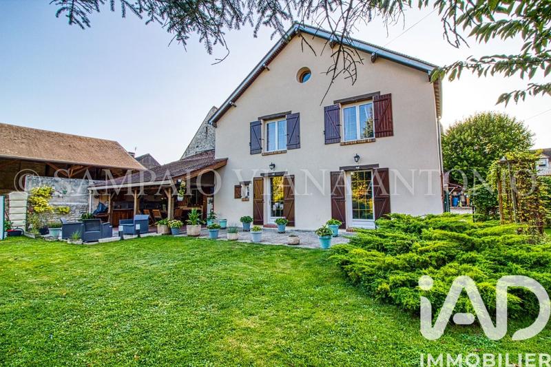 Maison - 183 m² - 7 pièces