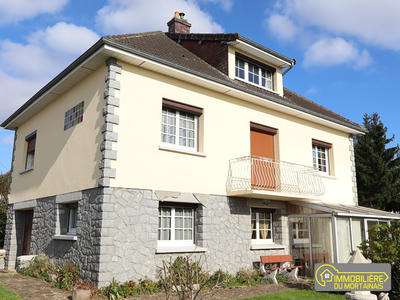 Maison - 139 m² - 6 pièces