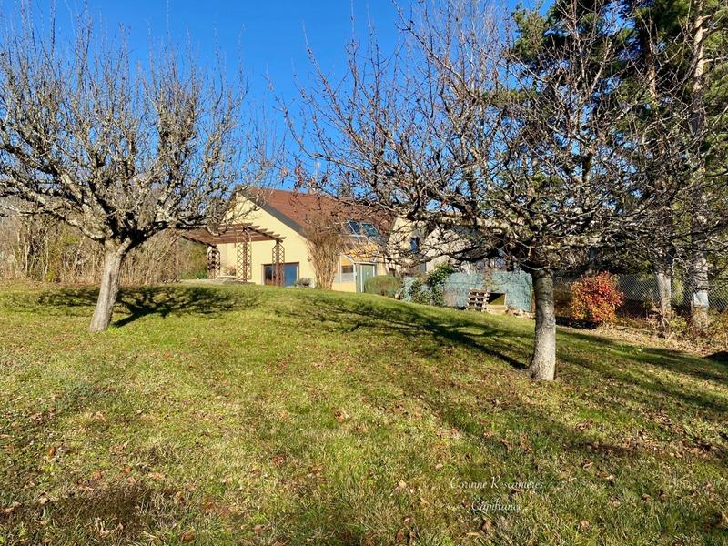 Maison - 170 m² - 6 pièces