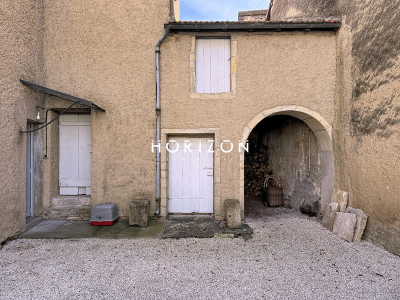 Maison ancienne - 266 m² - 10 pièces