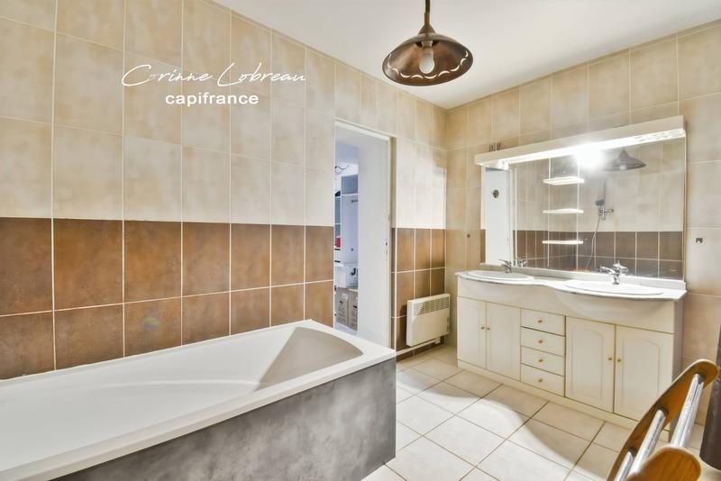 Maison de village - 224 m² - 7 pièces