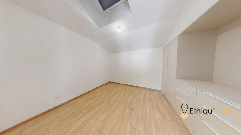 Maison contemporaine - 265 m² - 5 pièces