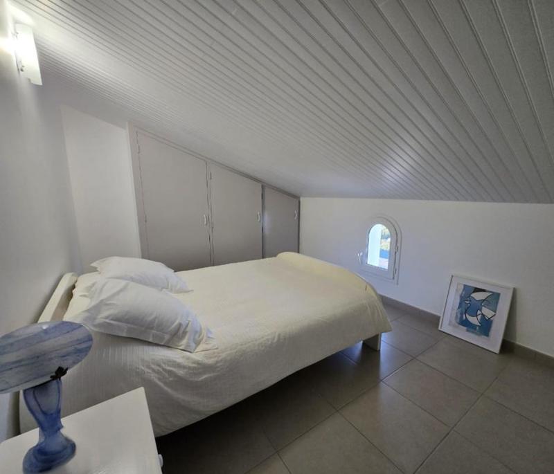 Villa - 215 m² - 12 pièces