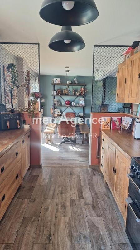 Maison - 126 m² - 8 pièces