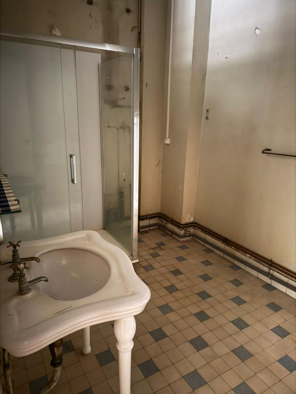 Appartement - 130 m² - 3 pièces