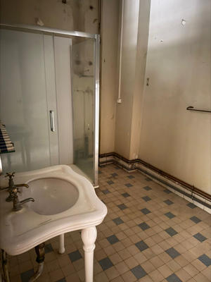 Appartement - 130 m² - 3 pièces