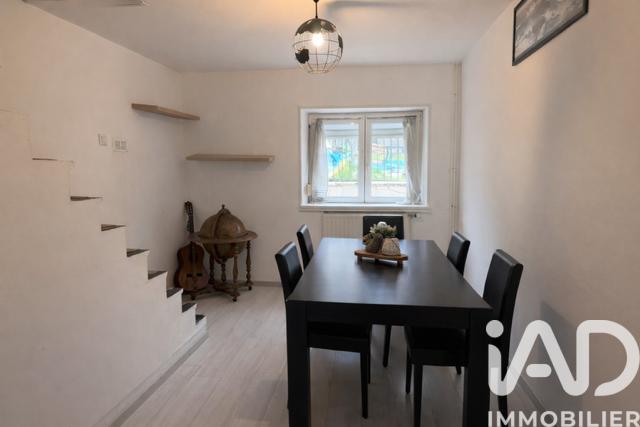 Maison - 85 m² - 4 pièces