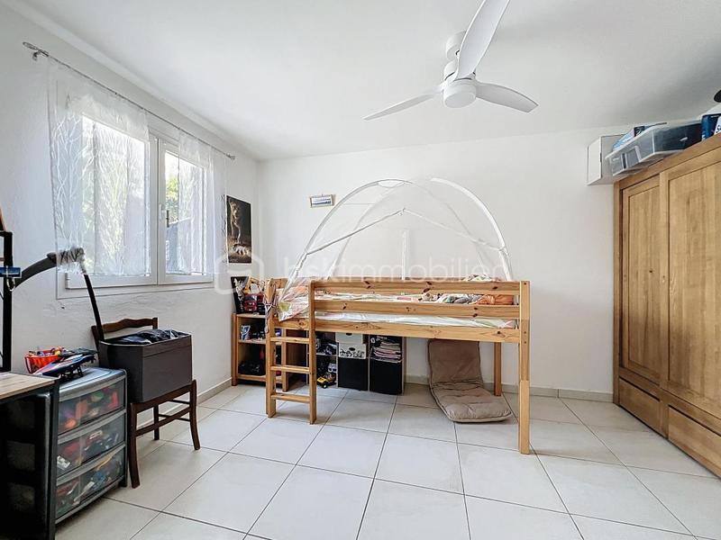 Villa - 295 m² - 10 pièces