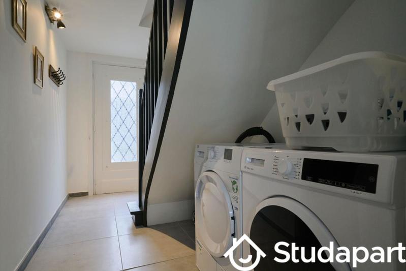 Chambre - 12 m² - 1 pièce