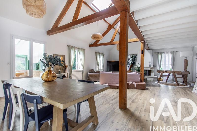 Maison - 194 m² - 10 pièces