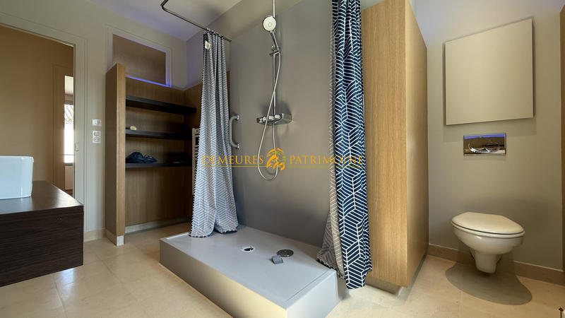 Maison - 142 m² - 4 pièces