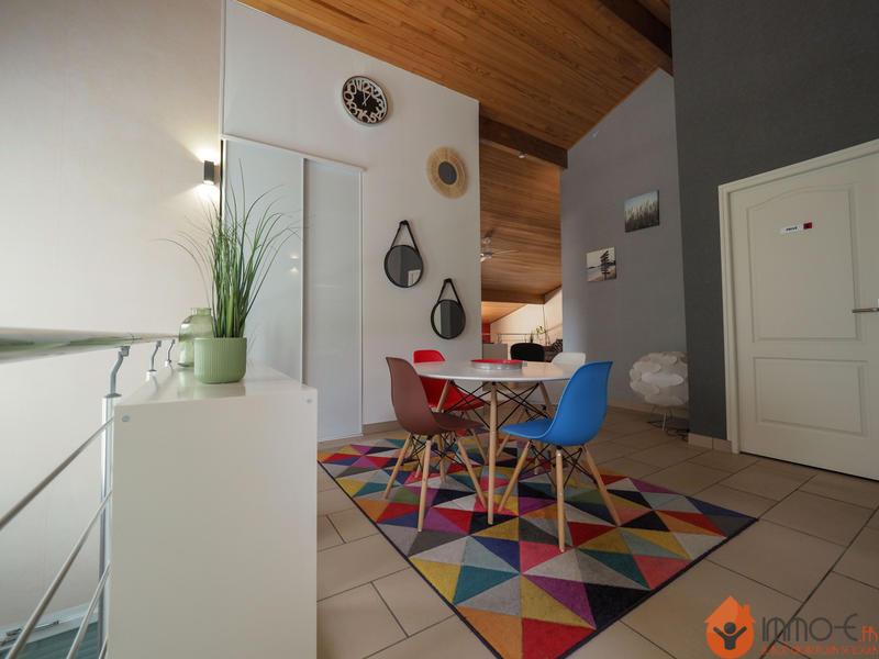 Maison - 315 m² - 9 pièces