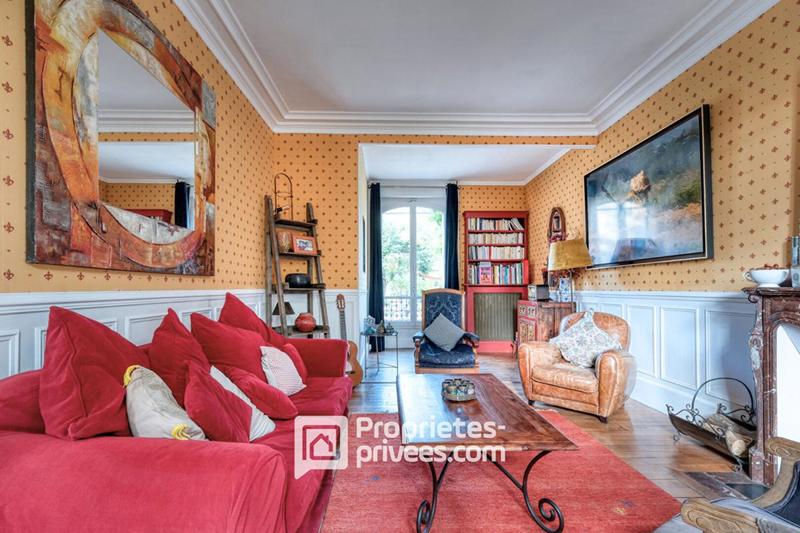 Maison - 169 m² - 7 pièces