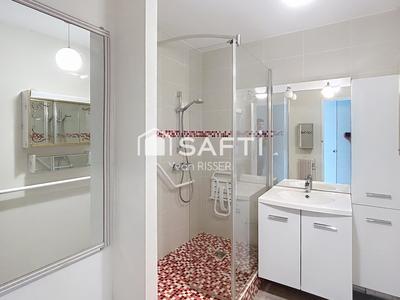 Appartement - 90 m² - 4 pièces