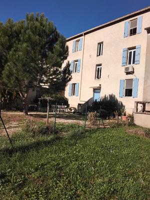 Maison - 265 m² - 10 pièces