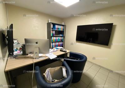 Local d'activité / Entrepôt - 780 m²