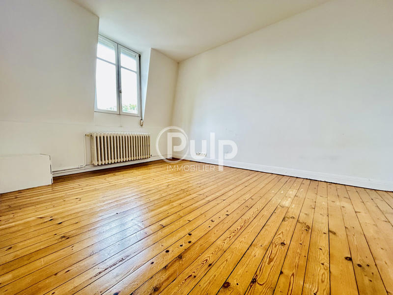 Maison bourgeoise - 197 m² - 10 pièces