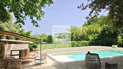 Corps de ferme - 212 m² - 11 pièces